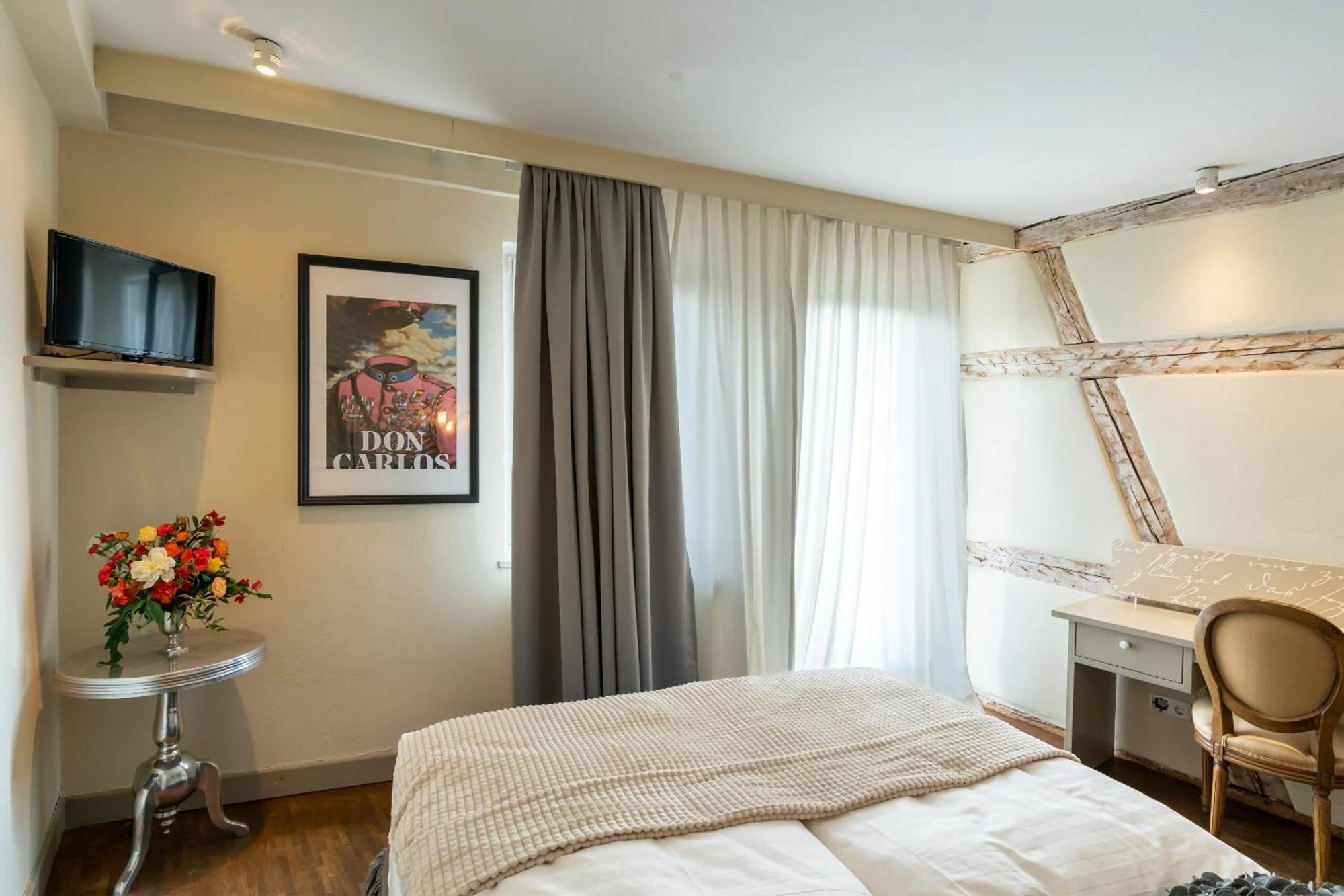 Friedrich Von Schiller Hotel بيتنهيم بيسنغين الغرفة الصورة